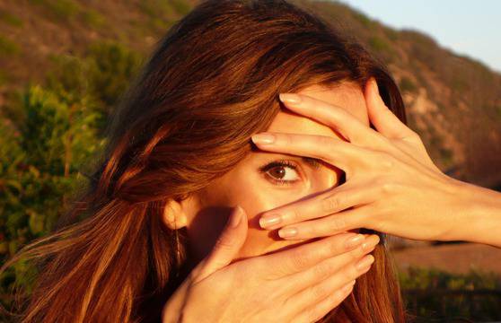 Психологически тест с пет различни вази