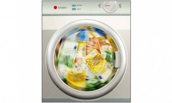 Укриване на доходи и пране на пари