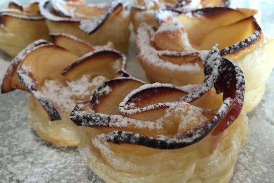 Сладки Розички от бутер тесто