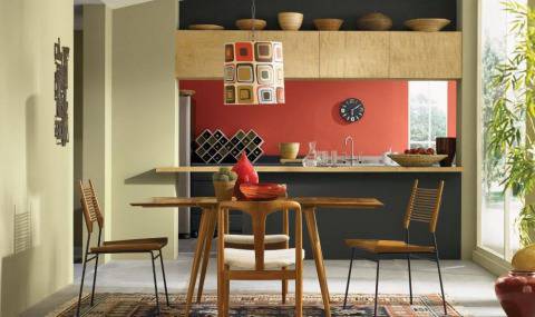 Противоположностите се привличат