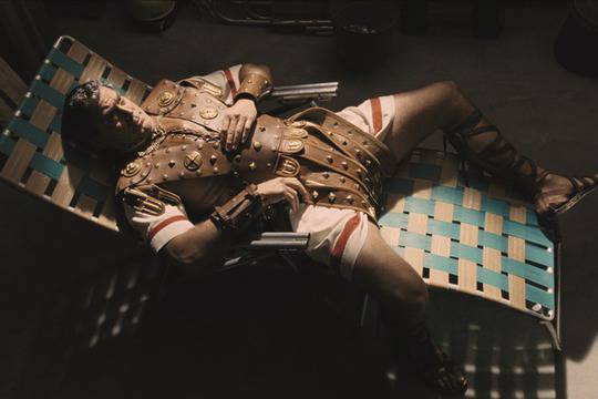 Клуни отново се прави на идиот в комедия на братя Коен