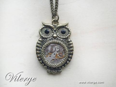 Колиета с часовников механизъм и часовници Стиймпънк бижута Коледен подарък