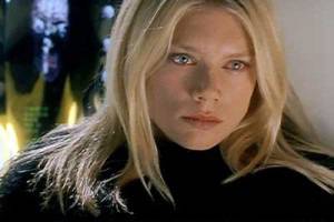 Вижте фаталната Никита 20 години след края на сериала (Снимки)