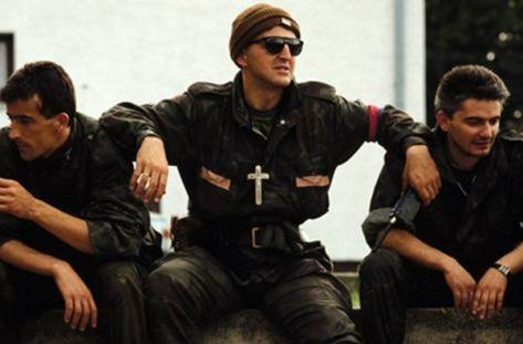 Ева Мендес ще играе Цеца във филм за Аркан