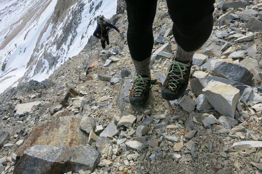 Как да изберем подходящите обувки за подход?