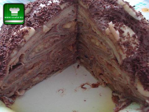 Палачинкова торта с карамелизирани ябълки