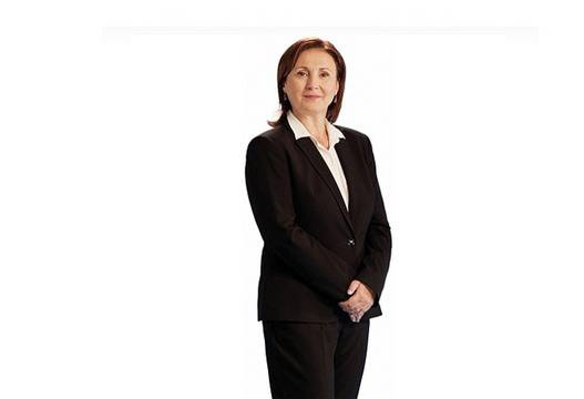 Бъчварова разпоредила да се разпишат бързо заявленията за напускане