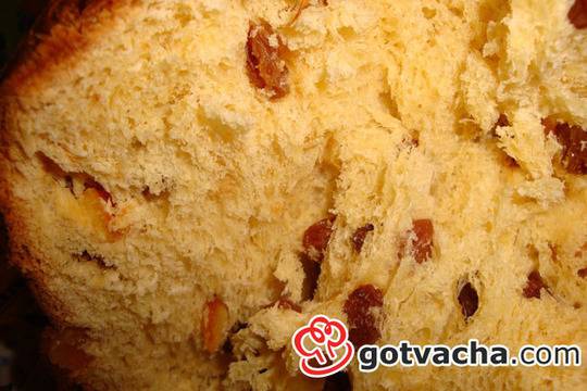 Домашен козунак със стафиди за Великден