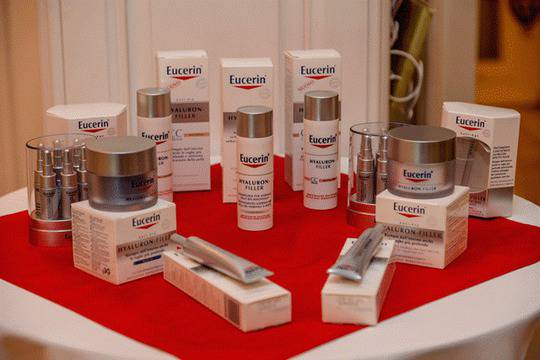 Повече хиалурон връща годините назад с новия Eucerin Hyaluron-Filler CC