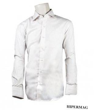 Бяла елегантна мъжка риза