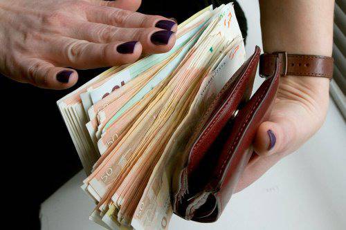 Магически ритуал за привличане на пари и материално благополучие