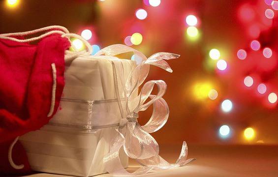 Оригинални идеи за коледен подарък на половинката