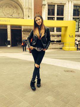 Българка подлуди Лондон с етнотоалети и кукерски мотиви