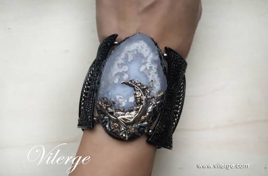 Интересни и уникални идеи за подаръци с 14 февруари с бижута за жени и 8март