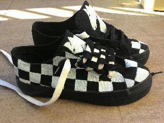 Ръчно рисувани кецове на платформа Шах Мат №37