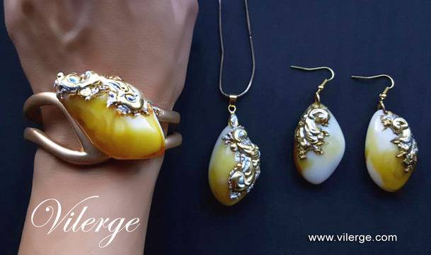 Винтидж колекция бижута с естествен камък кехлибар за жени