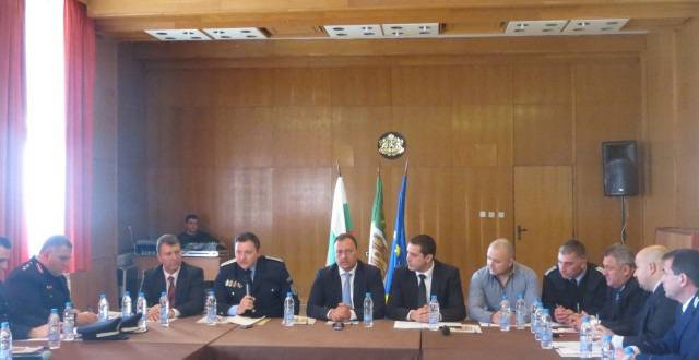 Румънски и гръцки полицаи поеха охраната на Банско