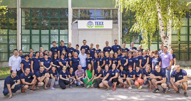 Внос, сортиране и търговия с дрехи втора употреба на едро