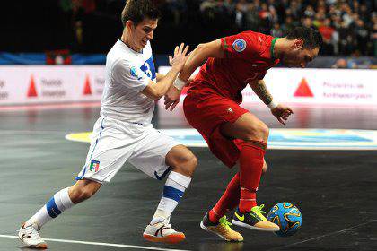 Избор на обувки за футзал и мини футбол