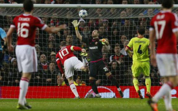 Рууни спаси Юнайтед с исторически гол (ВИДЕО)
