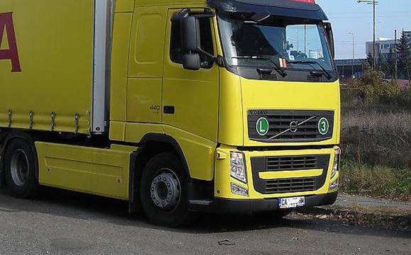 Спират тировете по пътищата от 14 до 20 часа днес