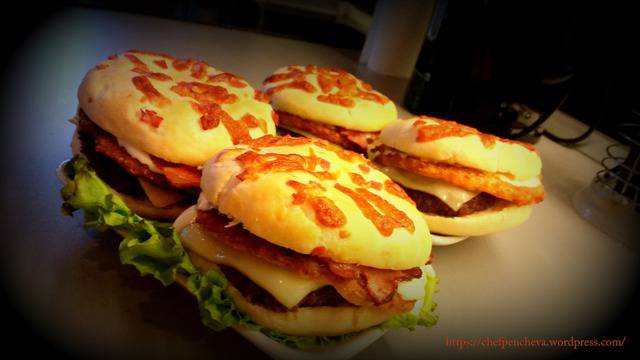 Fork and Spoon Домашен бургер „Рьощи“