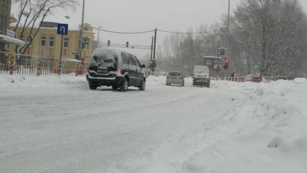 Ограничено е движението по някои пътища, най-тежко е в Силистренско