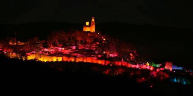 Японски туристи проявяват интерес към Велико Търново и Царевец