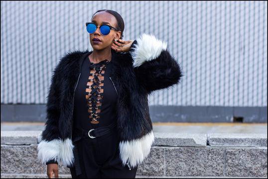 Sales Shopping: Пухкави и стилни палта