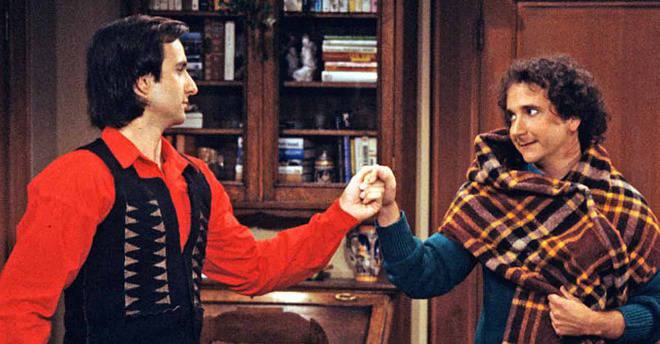 Как изглеждат днес актьорите от “Напълно непознати”