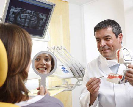 Какво се прави при кървене на венците