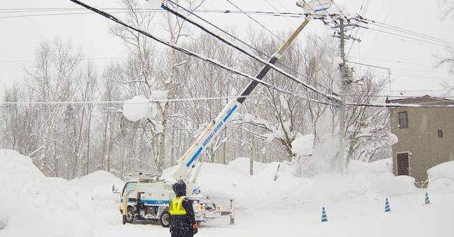 Близо 29 000 души в Старозагорско са без ток