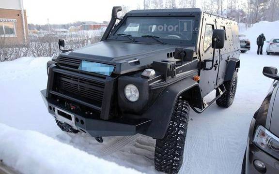 Истински звяр! Вижте как ще изглежда новата G-Класа (папарашки снимки)