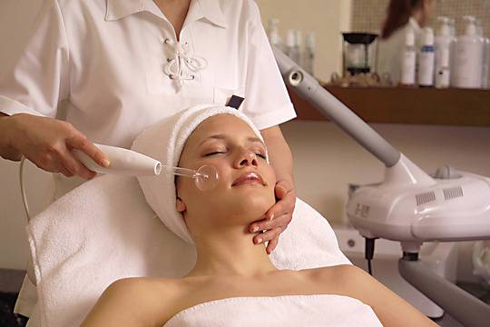 Козметични процедури за лице на промо цени до края на февруари 2016