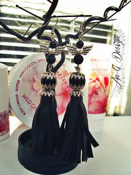 Обеци Кожени Пискюли Black Angel