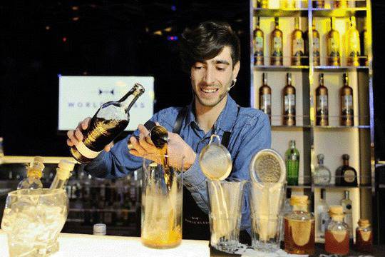 Двама от най-добрите бармани в света откриха второто предизвикателство в състезанието Diageo Reserve World Class България