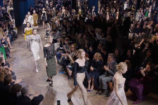 Висшата мода на „Диор“ за пролет-лято 2016