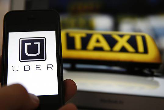 Uber спечели битката с транспортните регулаторни органи в Лондон