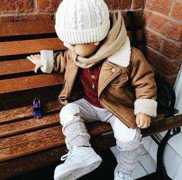 Спестете с детските якета от KidsMall