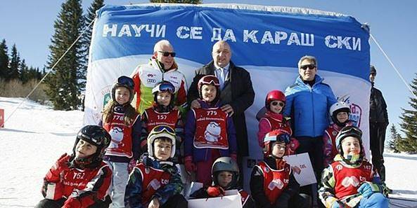 Министър Кралев откри програмата „Научи се да караш ски“ за 2016 г.