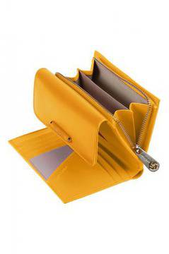Дамски портфейл в жълт цвят