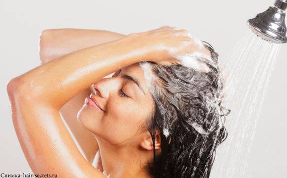 Тайната на красивата коса е в правилното измиване