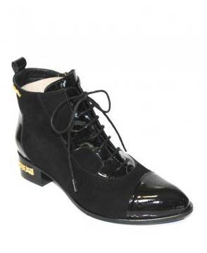 Стилни боти с връзки