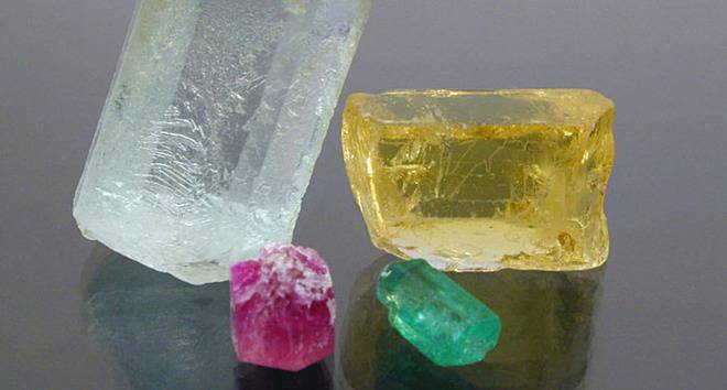 Берил лидер от семейство скъпоценности