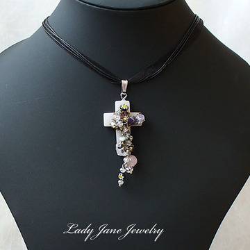 Колие Кристален кръст