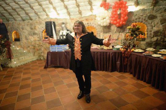 Кметове, бизнесмени, спортисти и звезди празнуваха юбилея на Георги Тумпалов