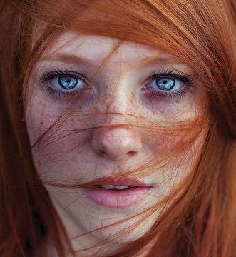 Драматичните очи в портретната фотография