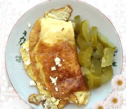 Как да си приготвим вкусен омлет със сирене – стъпка по стъпка