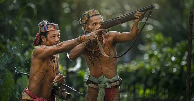 Племето недокоснато от съвременния свят