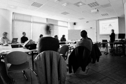 Курсове и уроци по английски – Davitoz